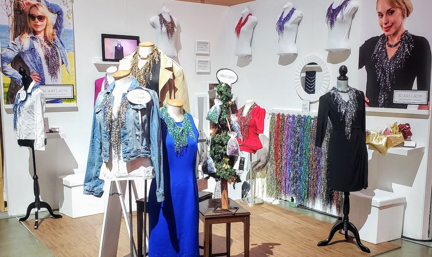 
          
            Shopping accessories and clothes
          
        